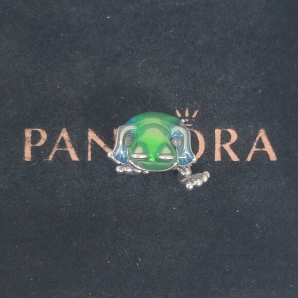 Pandora Climbing Frog Charm S925 Silver with box - Picture 1 of 9